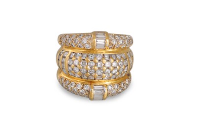 Lot 427 - A DIAMOND CLUSTER RING, the three rowed ring...