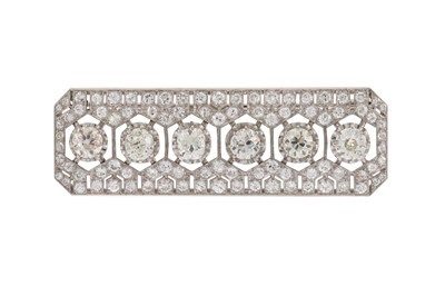 Lot 225 - A DIAMOND PLAQUE BROOCH, the six main old cut...