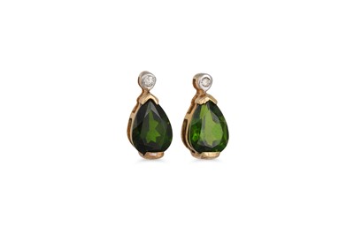 Lot 106 - A PAIR OF DIOPSIDE AND DIAMOND STUD EARRINGS,...
