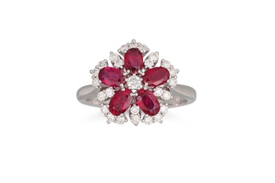 Lot 233 - A RUBY AND DIAMOND CLUSTER RING, of floral...