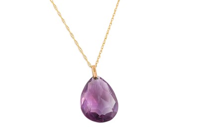 Lot 122 - A LARGE AMETHYST PENDANT, the briolette...