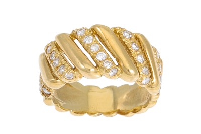Lot 6 - A DIAMOND SET RING, the brilliant cut diamonds...