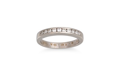 Lot 158 - A DIAMOND HALF ETERNITY RING, the brilliant...