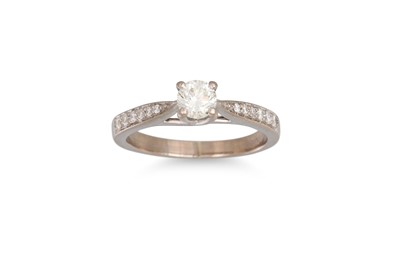 Lot 167 - A DIAMOND SOLITAIRE RING, the brilliant cut...