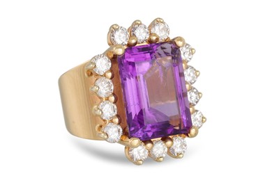 Lot 304 - AN AMETHYST AND DIAMOND CLUSTER RING, mounted...
