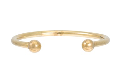 Lot 223 - A 9CT GOLD BANGLE, 31.6 g