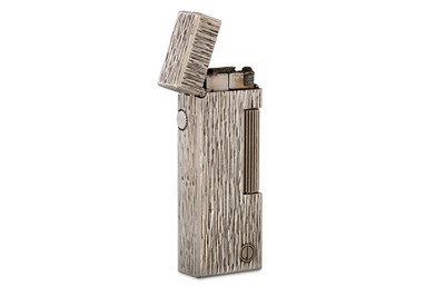 Lot 97 - A DUNHILL LIGHTER, bark finish in original box