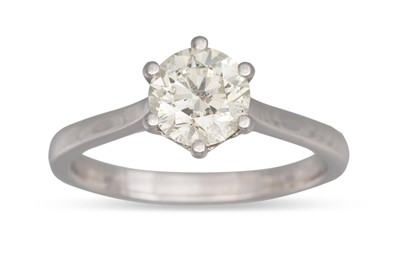 Lot 358 - A DIAMOND SOLITAIRE RING, the brilliant cut...