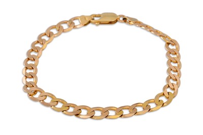 Lot 6 - A 9CT GOLD FLAT CURB LINK BRACELET, 8 g.