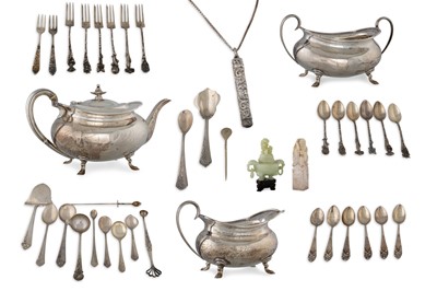 Lot 44 - AN INTERESTING COLLECTION OF A MID CENTURY...