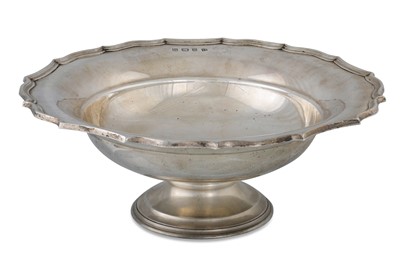 Lot 493 - A PRE-WAR SILVER BOWL, circular form,...