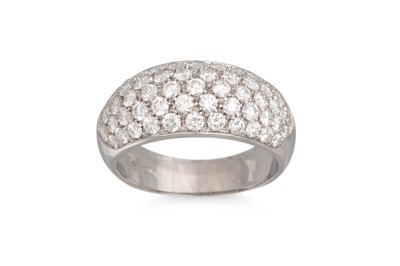 Lot 175 - A DIAMOND CLUSTER RING, the pavé set diamonds...