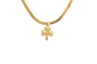 Lot 368 - AN ITALIAN FLAT SNAKE LINK CHAIN, in 14ct gold,...