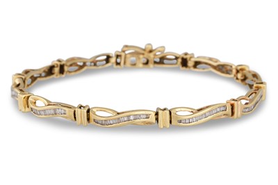 Lot 59 - A DIAMOND SET BRACELET OF CROSS OVER LINK FORM,...