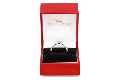 Lot 162 - A DIAMOND SOLITAIRE RING, the princess cut...