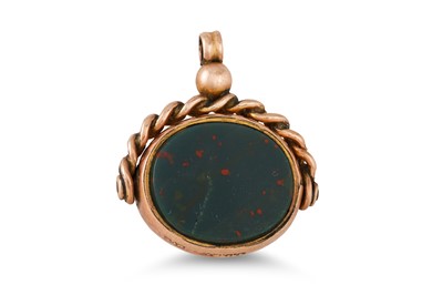 Lot 78 - AN ANTIQUE 9CT GOLD SWIVEL PENDANT, bloodstone...
